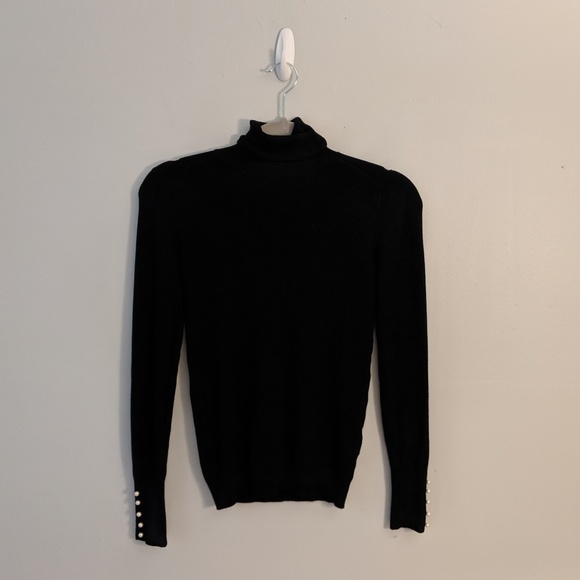 Zara Sweaters - 3/$25 Zara Knit Turtleneck Pearl Sleeve Sweater